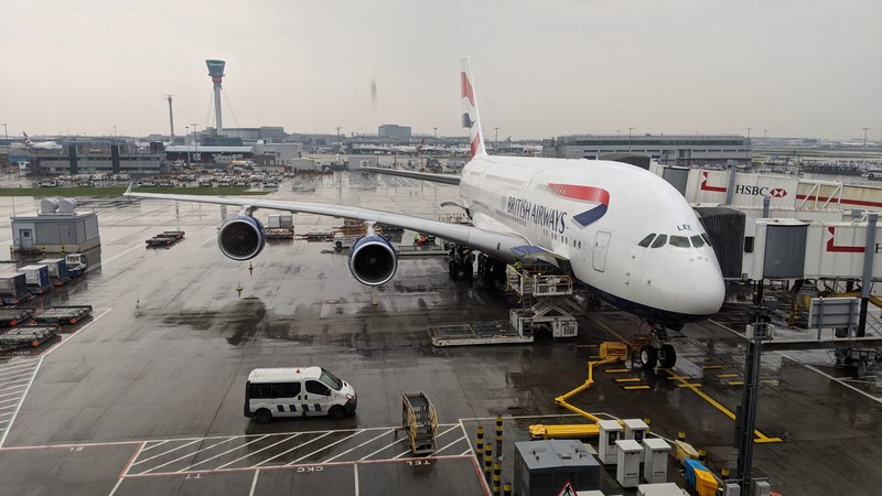Verizon Fiber Cut Cancels 600+ Flights at Newark and Northeast Airports Flight Disruptions at NY and Philadelphia Airports After Cable Cut