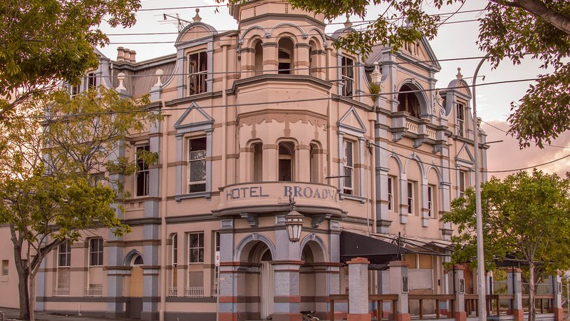 IHG and ALAND to Launch 15 Staybridge Suites Hotels Across Australia IHG, ALAND Sign Deal for 15 Staybridge Suites in Australia