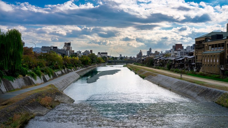 Japan Raises Visa Fees Fivefold to 15,000 Yen in 2026 Japan Increases Visa Fees by 400% from 2026 to Combat Overtourism
