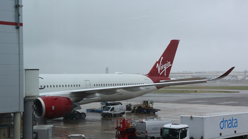 Software Defect Triggers Over 250 Flight Cancellations at Heathrow and Gatwick Over 250 Flights Canceled at Heathrow and Gatwick Due to UK Air Traffic Control Issue