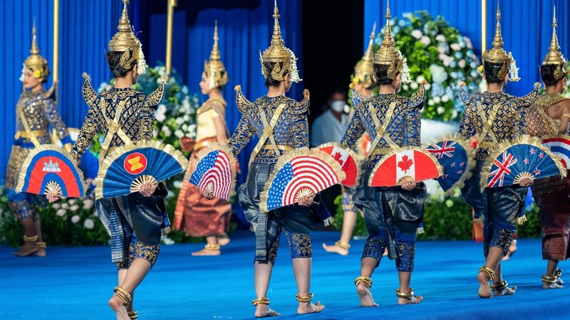 Singapore Tourism Board and Messe Berlin Form Asia-Pacific Exhibition Partnership Singapore Tourism Board Partners with Messe Berlin for Asia-Pacific Exhibitions