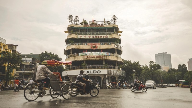 Vietnam Aims for 50 Million Foreign Visitors and $90B Tourism Revenue by 2030 Vietnam Aims for 50 Million Tourists and $90B Revenue by 2030