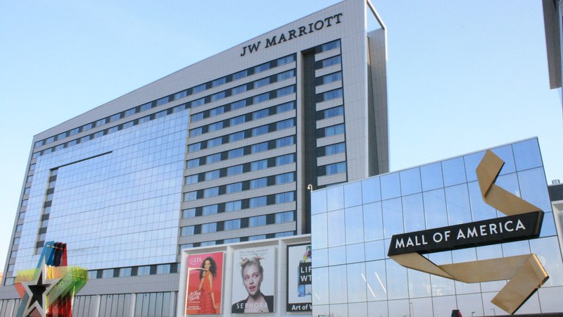 Laguna Cliffs Marriott Converts to 371-Room JW Marriott in Dana Point Dana Point’s Laguna Cliffs Marriott to Rebrand as JW Marriott