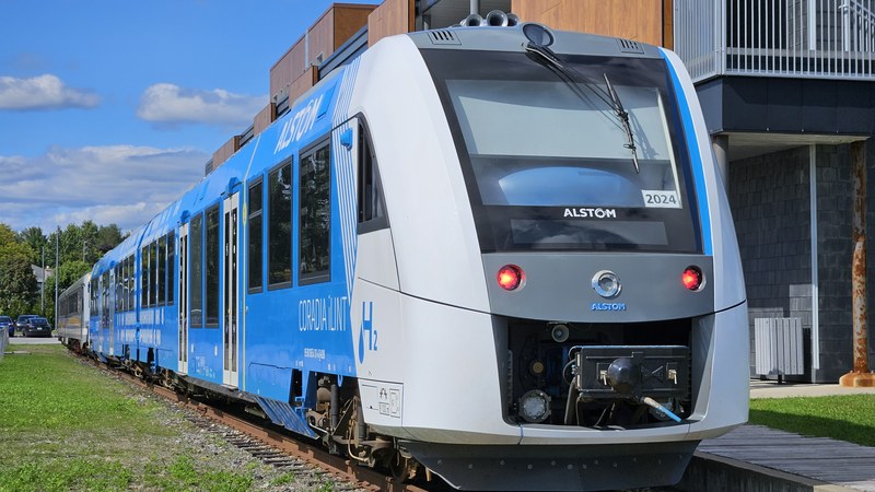 EVB awarded RB33 contract through 2037 with hydrogen train availability concerns EVB Retains Rail Contract but Faces Hydrogen Train Availability Issues