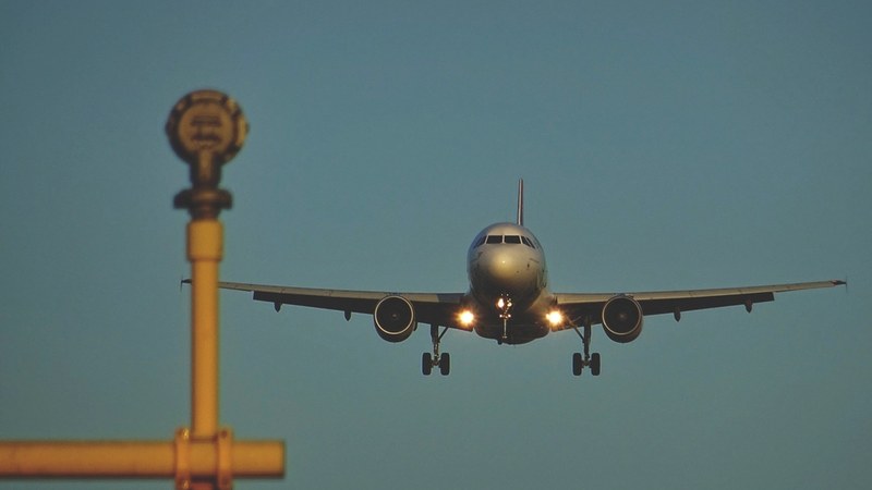 Over 1,000 UK Flights Cancelled After Air Traffic Control Failure UK Air Traffic Control Collapse Cancels 1,000+ Flights Today